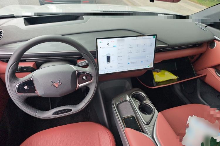 Used ARCFOX Alpha T5 2026 Model Pure Electric 560 Intelligent Enjoyment Version Center Console