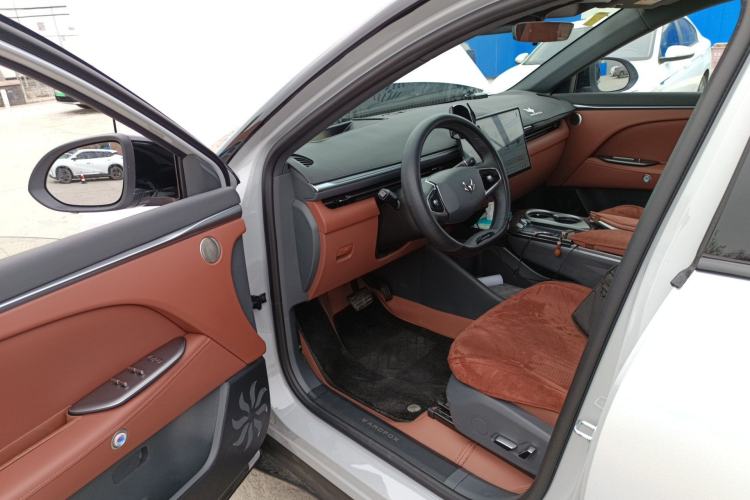 Used ARCFOX Alpha T5 2026 Model Pure Electric 560 Intelligent Enjoyment Version Driver Seat