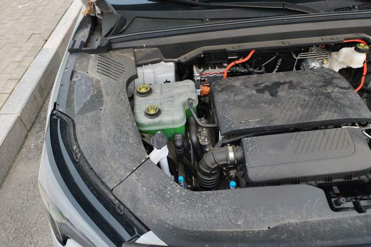 Used ARCFOX Alpha T5 2026 Model Range-Extended 1215 Intelligent Enjoyment Version Engine Bay Right
