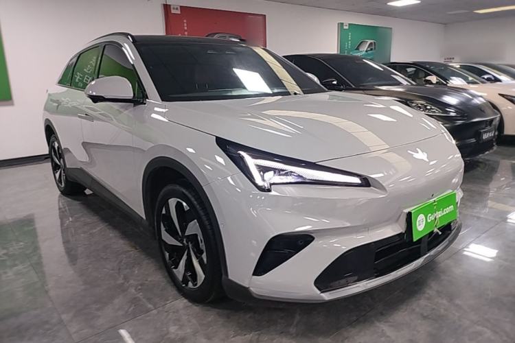 Used ARCFOX Alpha T5 2026 Model Range-Extended 1215 Yuanjing Smart Driving Version Front Right 45 Deg