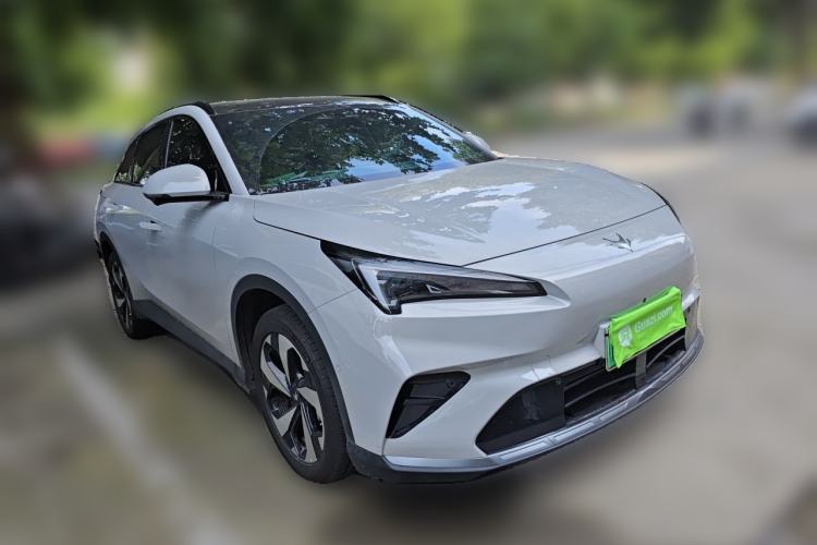 Used ARCFOX Alpha T5 2026 Model Range-Extended 1215 Yuanjing Smart Driving Version Front Right 45 Deg