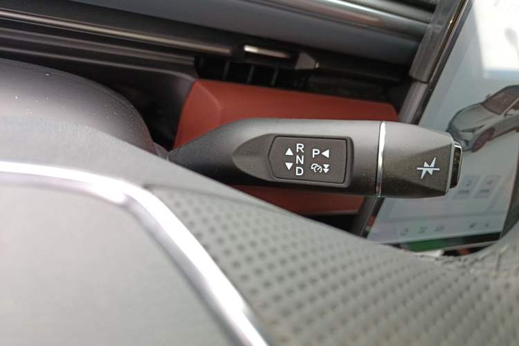 Used ARCFOX Alpha T5 2026 Model Pure Electric 560 Intelligent Enjoyment Version Gear Lever