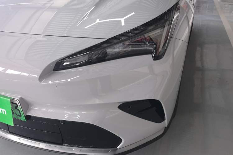 Used ARCFOX Alpha T5 2026 Model Range-Extended 1215 Yuanjing Smart Driving Version Left Front Headlight