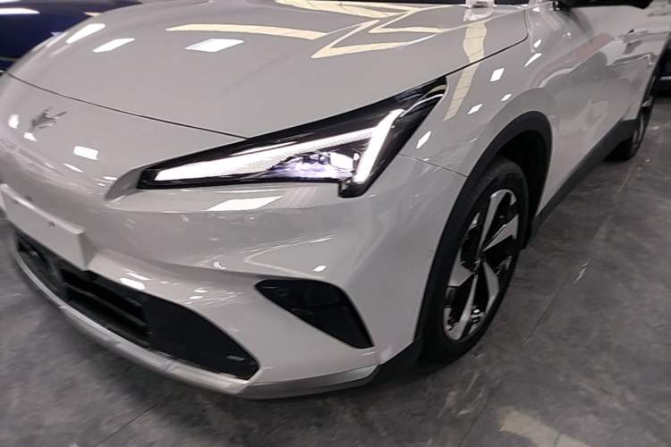 Used ARCFOX Alpha T5 2026 Model Range-Extended 1215 Yuanjing Smart Driving Version Left Front Headlight