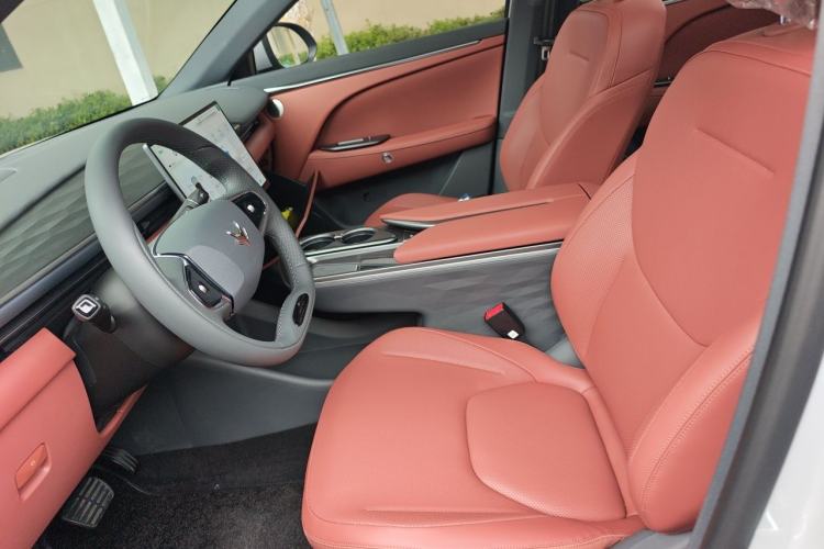 Used ARCFOX Alpha T5 2026 Model Pure Electric 560 Intelligent Enjoyment Version Left Front Seat