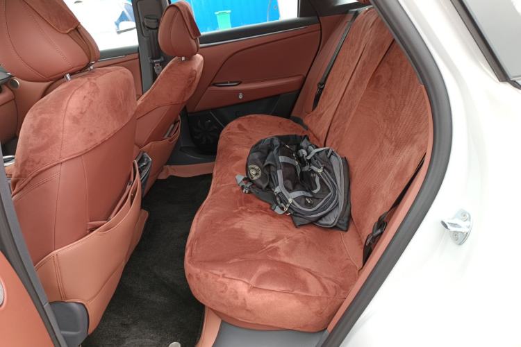 Used ARCFOX Alpha T5 2026 Model Pure Electric 560 Intelligent Enjoyment Version Left Rear Seat