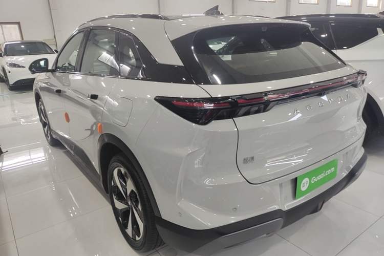 Used ARCFOX Alpha T5 2026 Model Range-Extended 1215 Yuanjing Smart Driving Version Rear Left 45 Deg