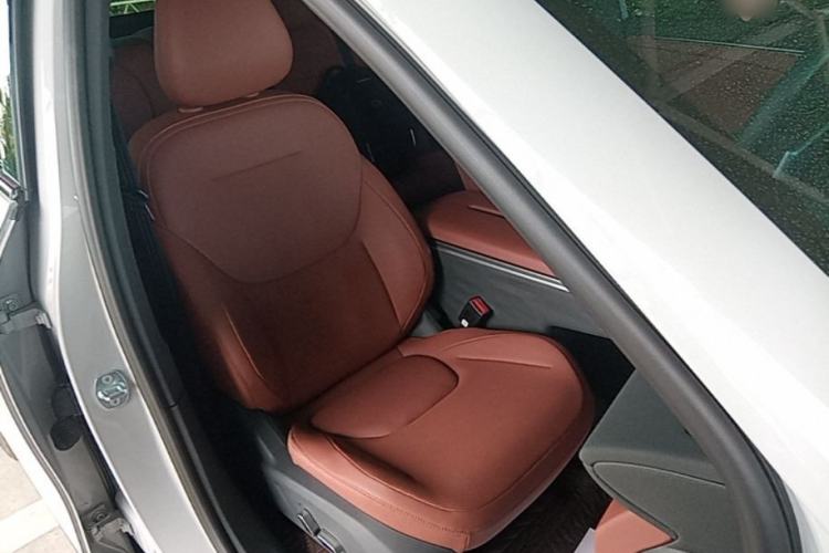 Used ARCFOX Alpha T5 2026 Model Range-Extended 1215 Intelligent Enjoyment Version Right Front Seat