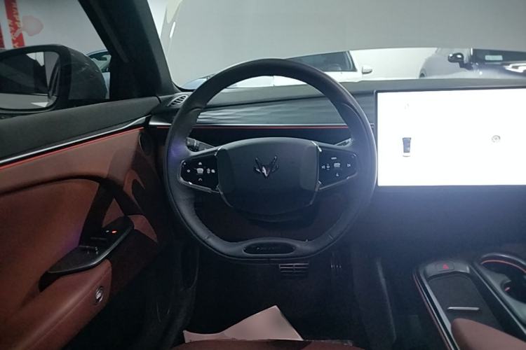 Used ARCFOX Alpha T5 2026 Model Range-Extended 1215 Yuanjing Smart Driving Version Steering Wheel