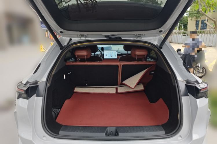 Used ARCFOX Alpha T5 2026 Model Pure Electric 560 Yuanjing Smart Driving Version Trunk