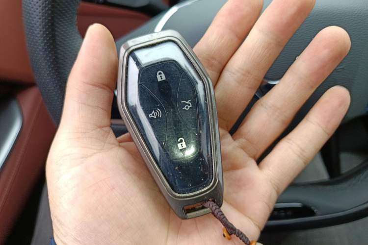 Used ARCFOX Alpha T5 2026 Model Pure Electric 560 Intelligent Enjoyment Version Vehicle Key