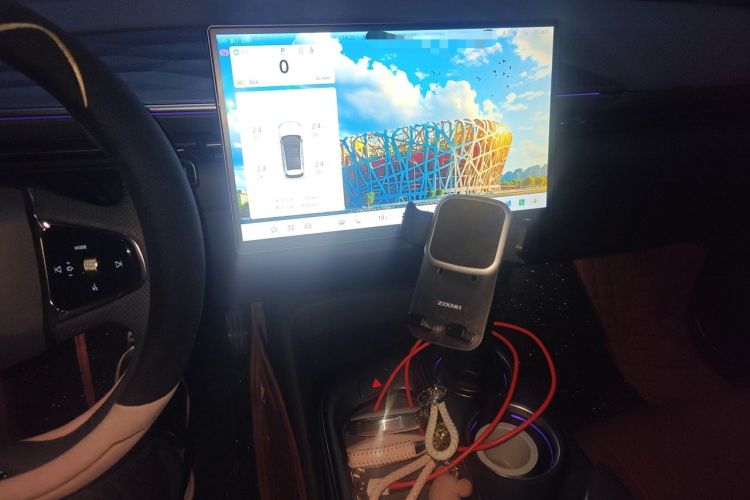 Used ARCFOX Alpha T5 2026 Model Pure Electric 660 Yuanjing Divine Driving Version Audio And AC Panel