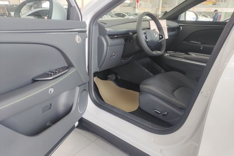 Used ARCFOX Alpha T5 2026 Model Pure Electric 560 Intelligent Enjoyment Version Driver Seat