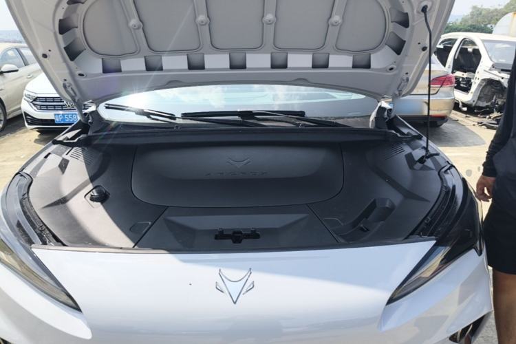 Used ARCFOX Alpha T5 2026 Model Pure Electric 660 Yuanjing Divine Driving Version Engine Bay