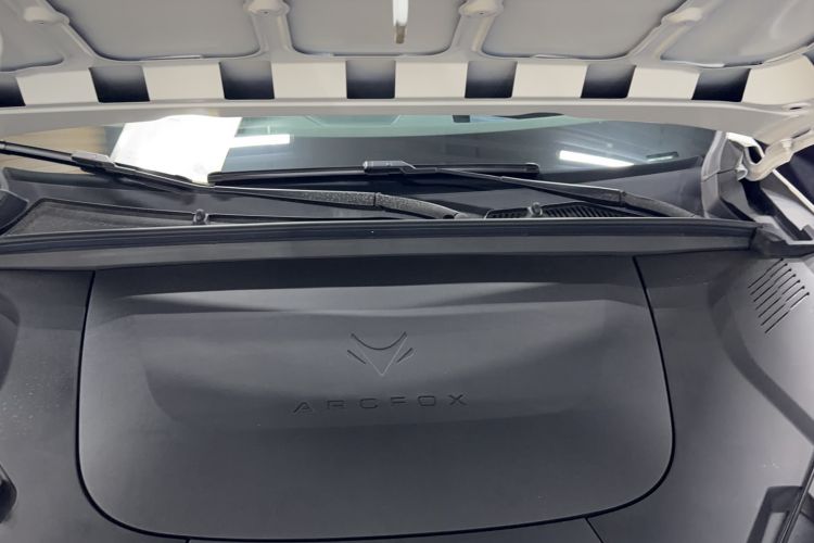Used ARCFOX Alpha T5 2026 Model Pure Electric 560 Intelligent Enjoyment Version Engine Bay