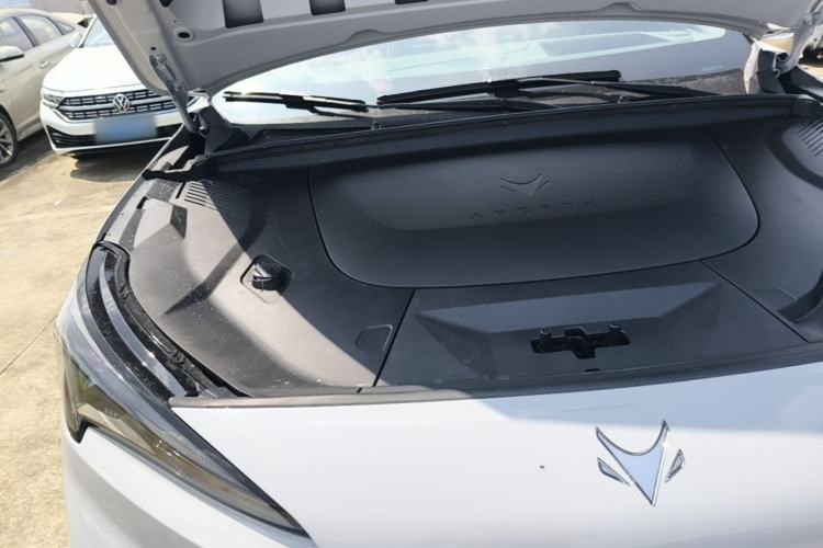 Used ARCFOX Alpha T5 2026 Model Pure Electric 660 Yuanjing Divine Driving Version Engine Bay Right