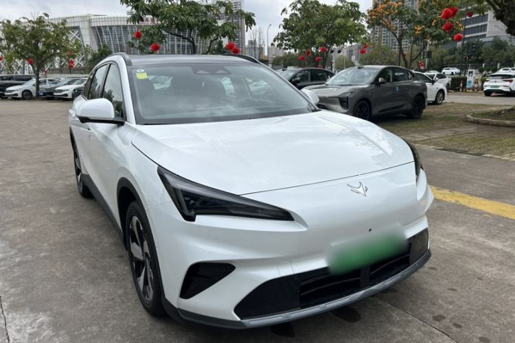Used ARCFOX Alpha T5 2026 Model Range-Extended 1215 Yuanjing Smart Driving Version Exterior 2