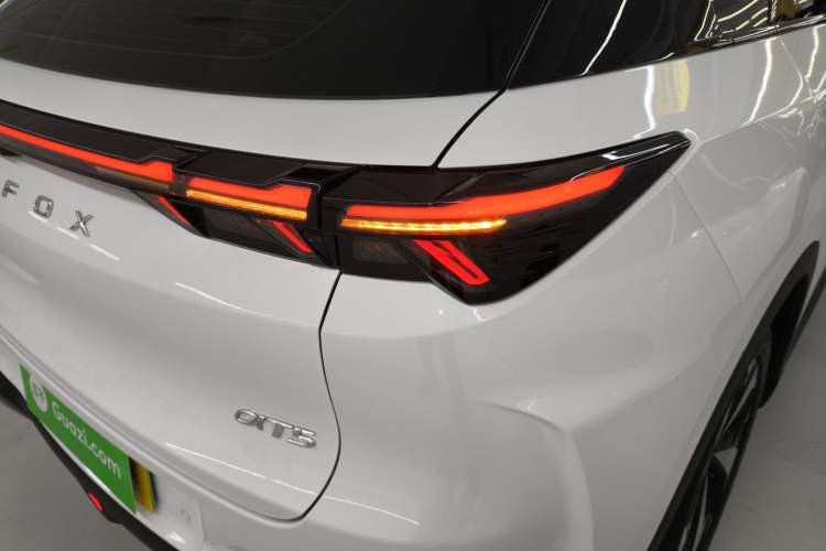 Used ARCFOX Alpha T5 2026 Model Pure Electric 560 Yuanjing Smart Driving Version Exterior 3