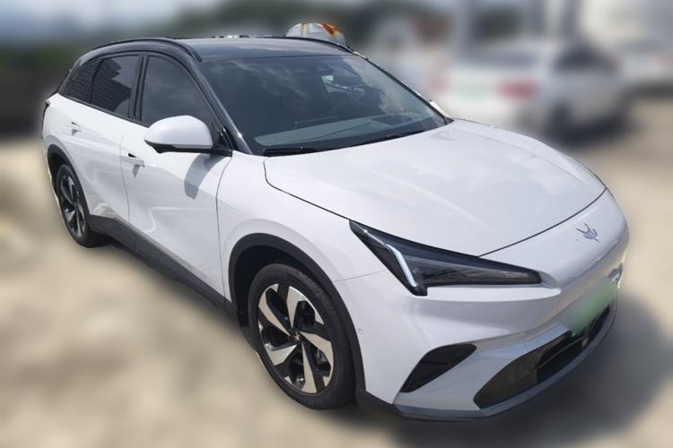 Used ARCFOX Alpha T5 2026 Model Pure Electric 660 Yuanjing Divine Driving Version Front Right 45 Deg