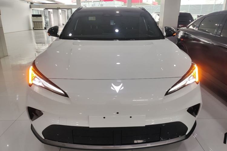 Used ARCFOX Alpha T5 2026 Model Pure Electric 660 Yuanjing Divine Driving Version Front