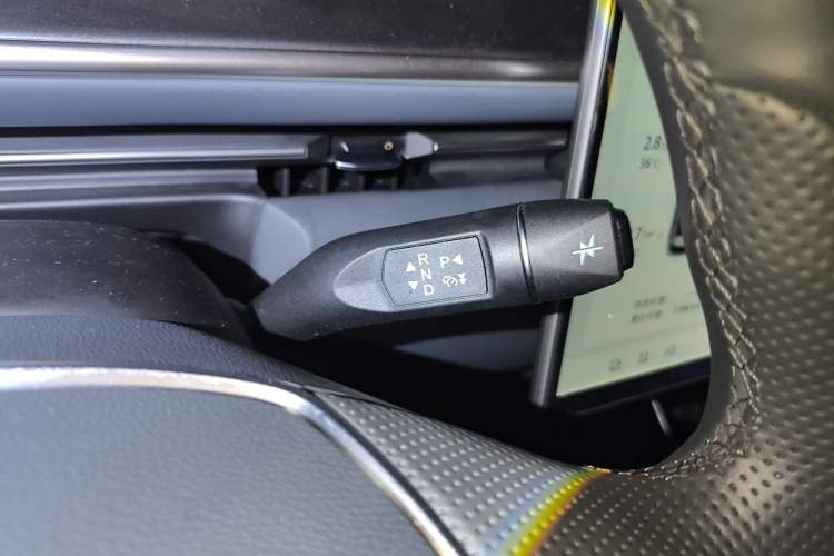 Used ARCFOX Alpha T5 2026 Model Pure Electric 560 Yuanjing Smart Driving Version Gear Lever