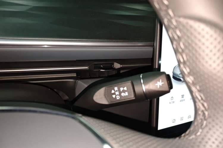 Used ARCFOX Alpha T5 2026 Model Pure Electric 560 Intelligent Enjoyment Version Gear Lever