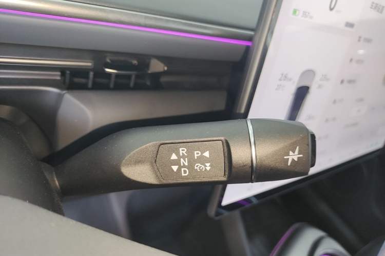 Used ARCFOX Alpha T5 2026 Model Pure Electric 560 Yuanjing Smart Driving Version Gear Lever