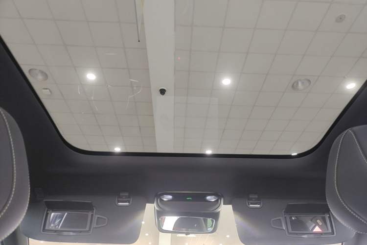 Used ARCFOX Alpha T5 2026 Model Pure Electric 560 Intelligent Enjoyment Version Headliner