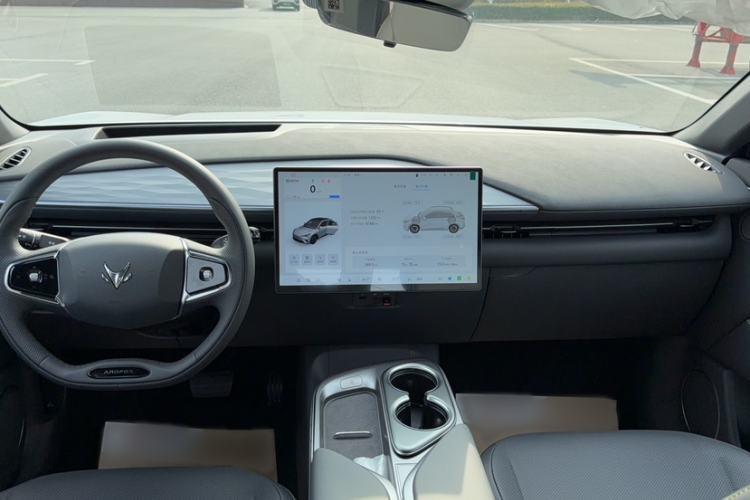 Used ARCFOX Alpha T5 2026 Model Pure Electric 560 Intelligent Enjoyment Version Interior 6