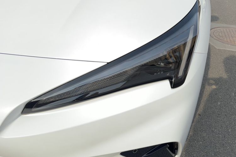 Used ARCFOX Alpha T5 2026 Model Pure Electric 560 Intelligent Enjoyment Version Left Front Headlight