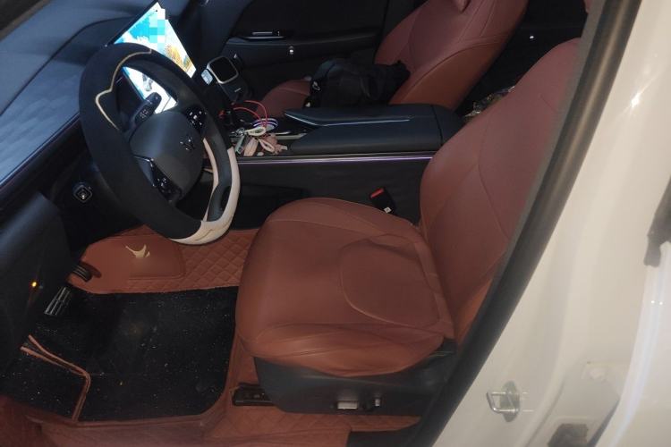 Used ARCFOX Alpha T5 2026 Model Pure Electric 660 Yuanjing Divine Driving Version Left Front Seat