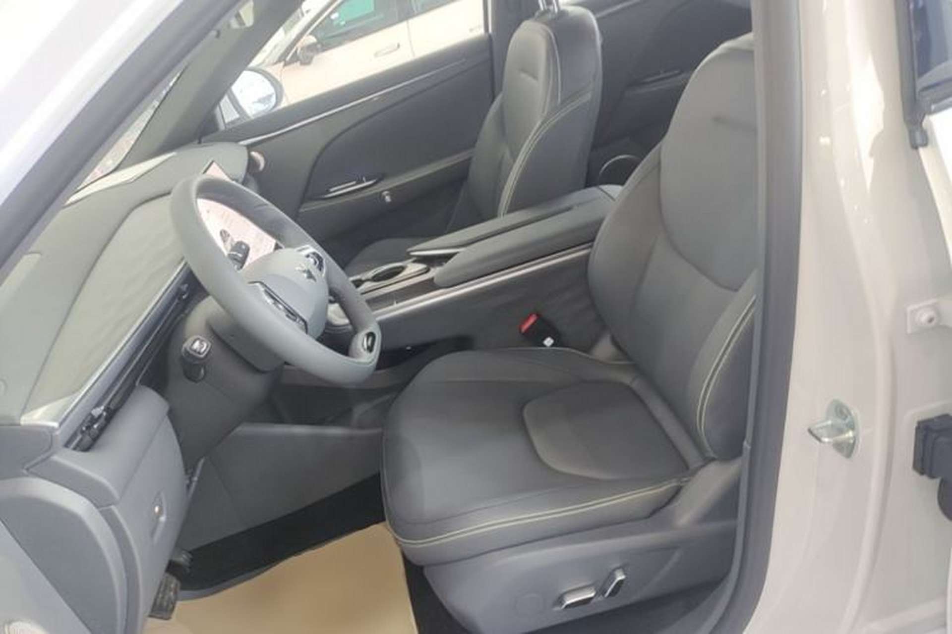 Used ARCFOX Alpha T5 2026 Model Pure Electric 560 Intelligent Enjoyment Version Left Front Seat