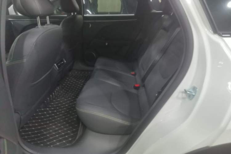 Used ARCFOX Alpha T5 2026 Model Pure Electric 560 Intelligent Enjoyment Version Left Rear Seat