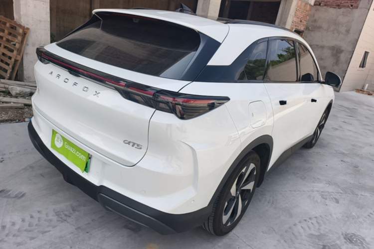 Used ARCFOX Alpha T5 2026 Model Range-Extended 1215 Yuanjing Smart Driving Version Rear Right 45 Deg