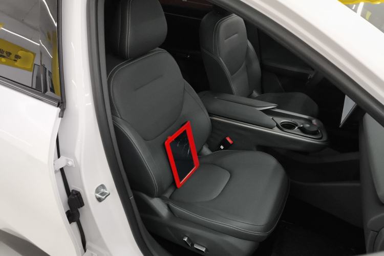Used ARCFOX Alpha T5 2026 Model Pure Electric 560 Yuanjing Smart Driving Version Right Front Seat