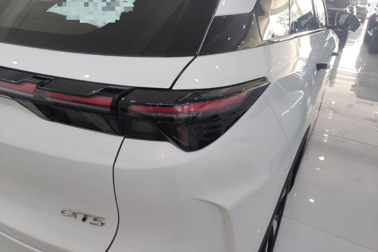 Used ARCFOX Alpha T5 2026 Model Pure Electric 560 Yuanjing Smart Driving Version Right Rear Taillight