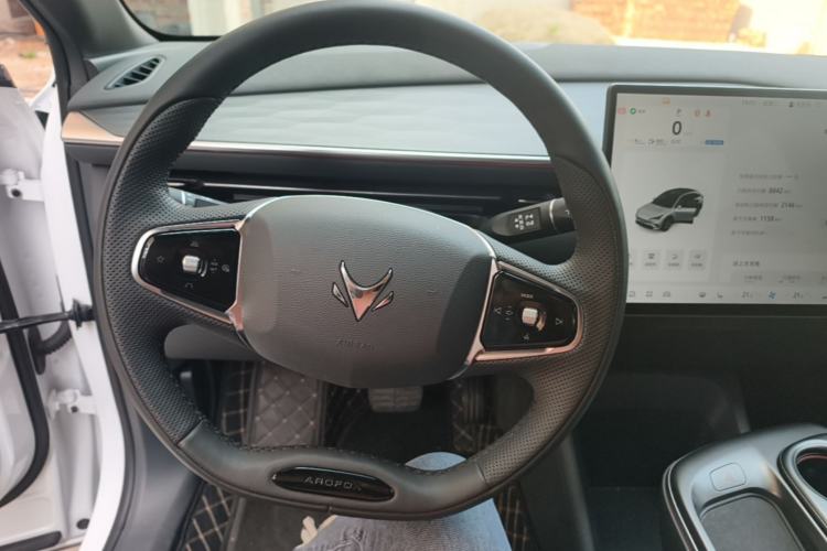 Used ARCFOX Alpha T5 2026 Model Range-Extended 1215 Yuanjing Smart Driving Version Steering Wheel