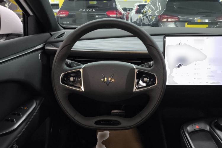 Used ARCFOX Alpha T5 2026 Model Pure Electric 560 Yuanjing Smart Driving Version Steering Wheel