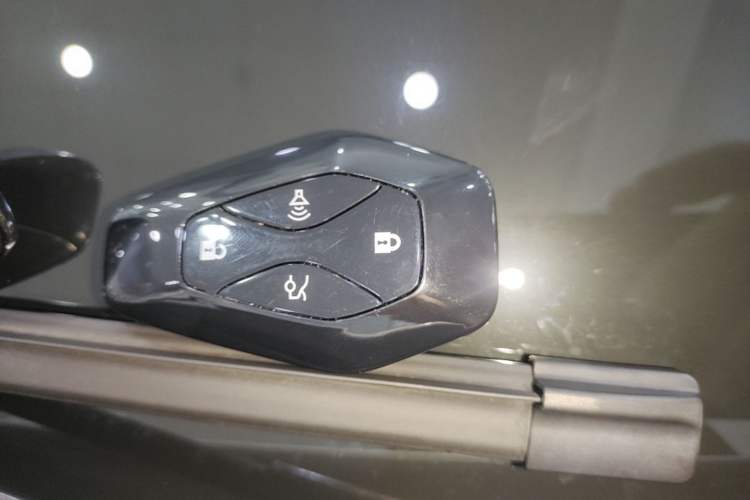 Used ARCFOX Alpha T5 2026 Model Pure Electric 660 Yuanjing Divine Driving Version Vehicle Key