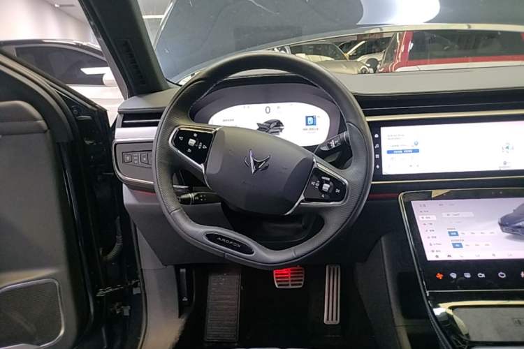 Used ARCFOX Alpha T6 2025 688MAX 175kW Steering Wheel