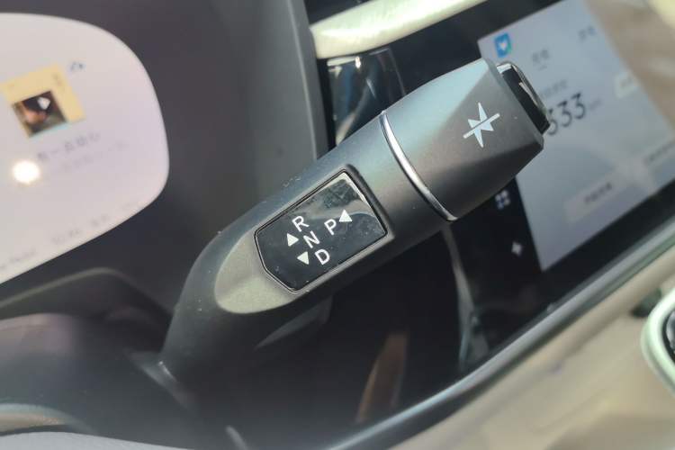 Used ARCFOX Alpha T6 2025 688MAX 175kW Gear Lever
