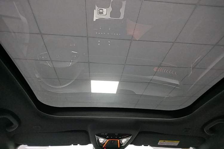 Used ARCFOX Alpha T6 2025 688MAX 175kW Headliner