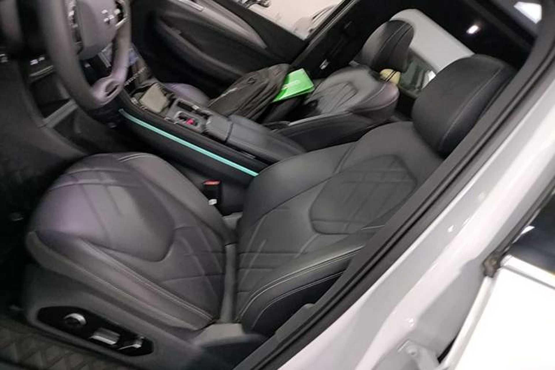 Used ARCFOX Alpha T6 2025 688MAX 160kW Left Front Seat