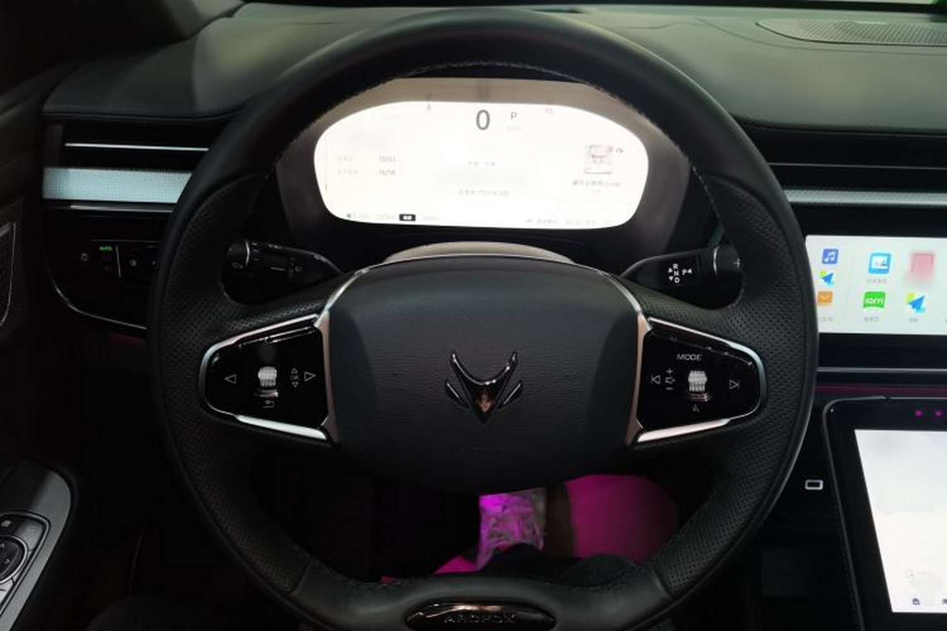 Used ARCFOX Alpha T6 2025 688MAX 175kW Steering Wheel