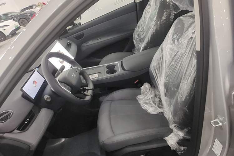 Used ARCFOX Jihu Beta S3 2026 Model 660ULTRA Left Front Seat