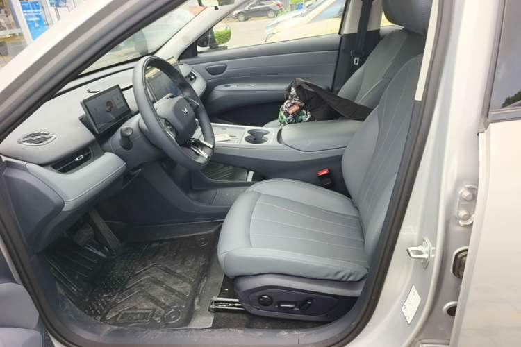 Used ARCFOX Jihu Beta S3 2026 Model 660ULTRA Left Front Seat