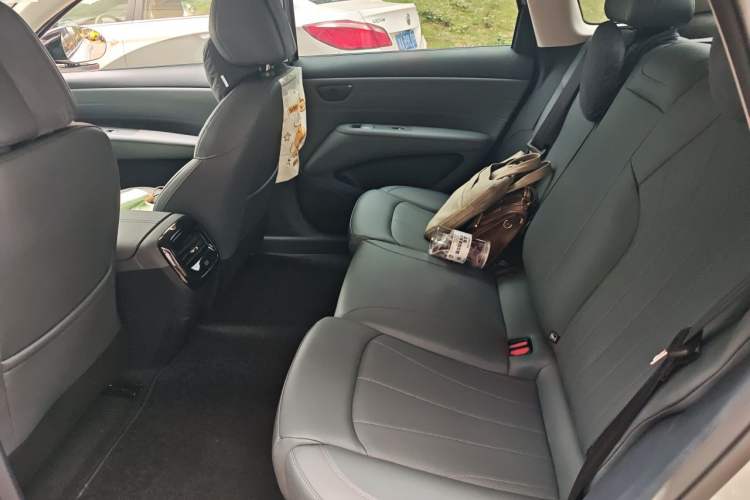 Used ARCFOX Jihu Beta S3 2026 Model 535 MAX+ Battery-Swap Version Left Rear Seat