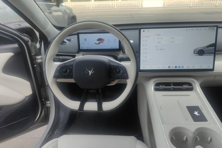 Used ARCFOX Jihu Beta S3 2026 Model 535 MAX Battery-Swap Version Steering Wheel