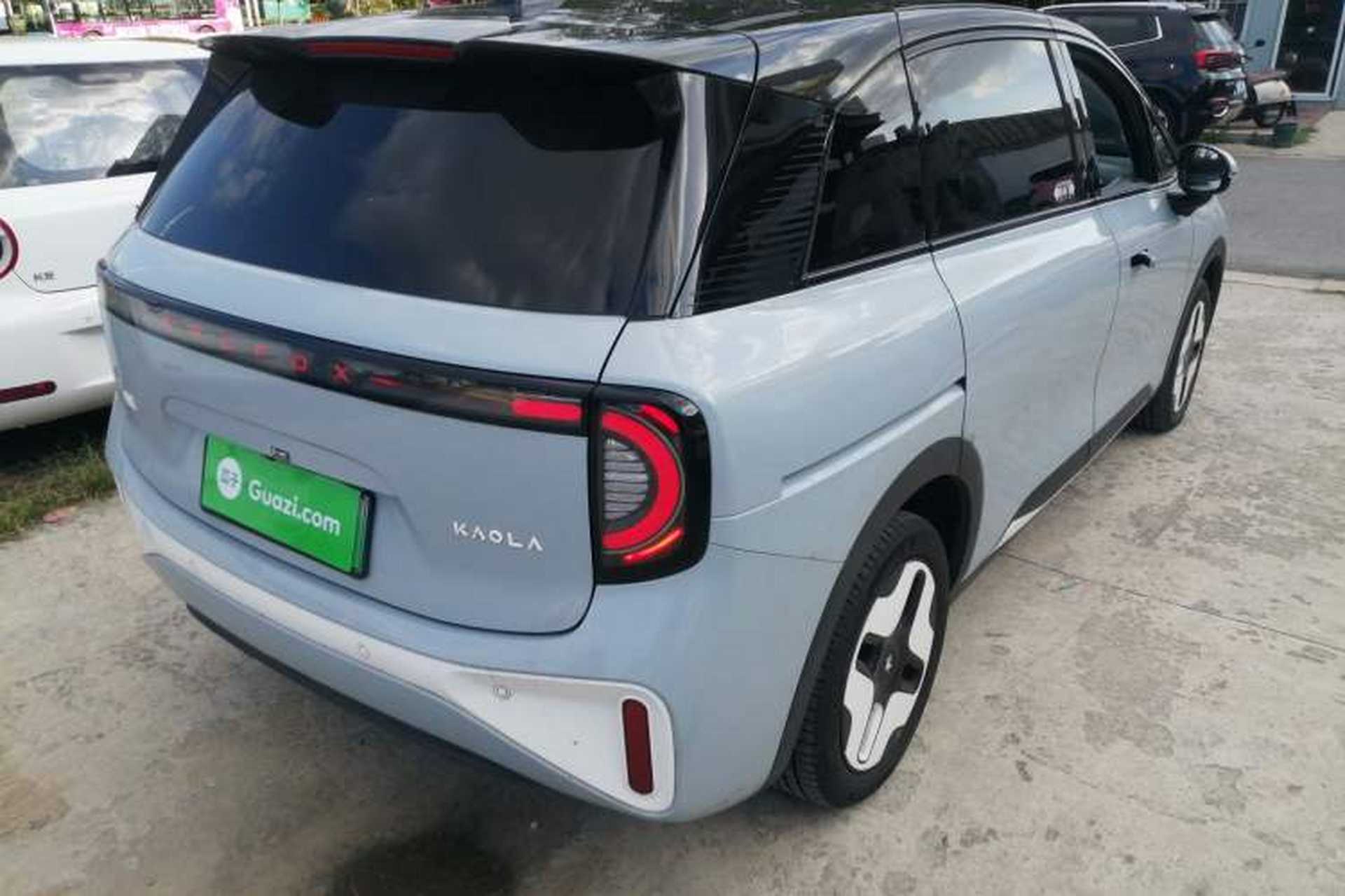 Used ARCFOX Kaola 2023 Family Edition Rear Right 45 Deg