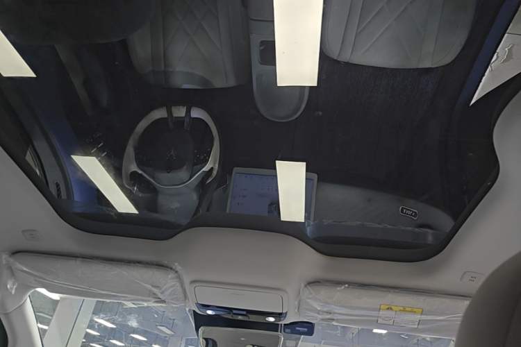 Used ARCFOX Kaola 2023 Family Edition Headliner